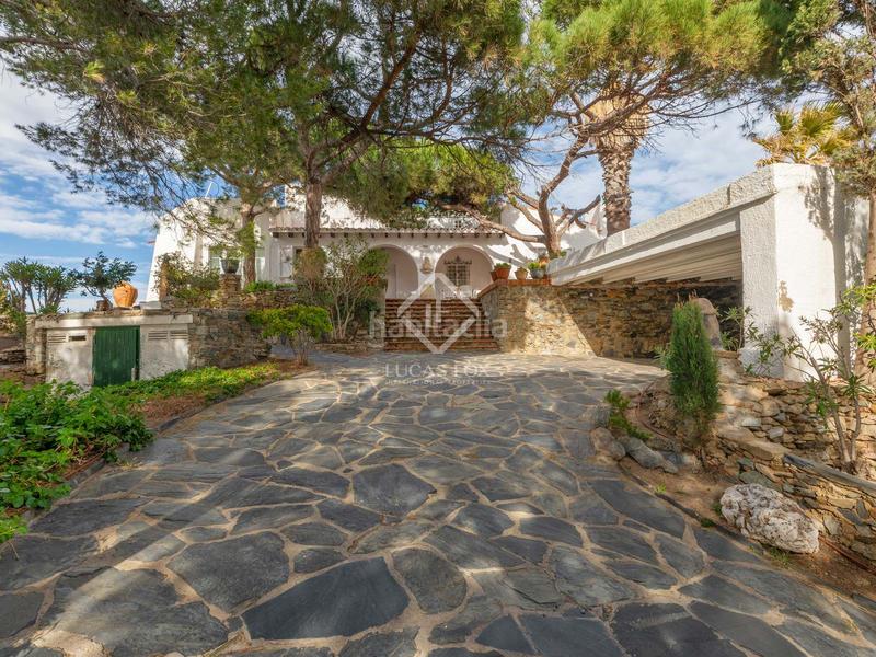 Foto 0330e375-7b8a-439f-b7a6-b5bd5aa27536. Xalet amb calefacció aparcament piscina a Port de la Selva (El)