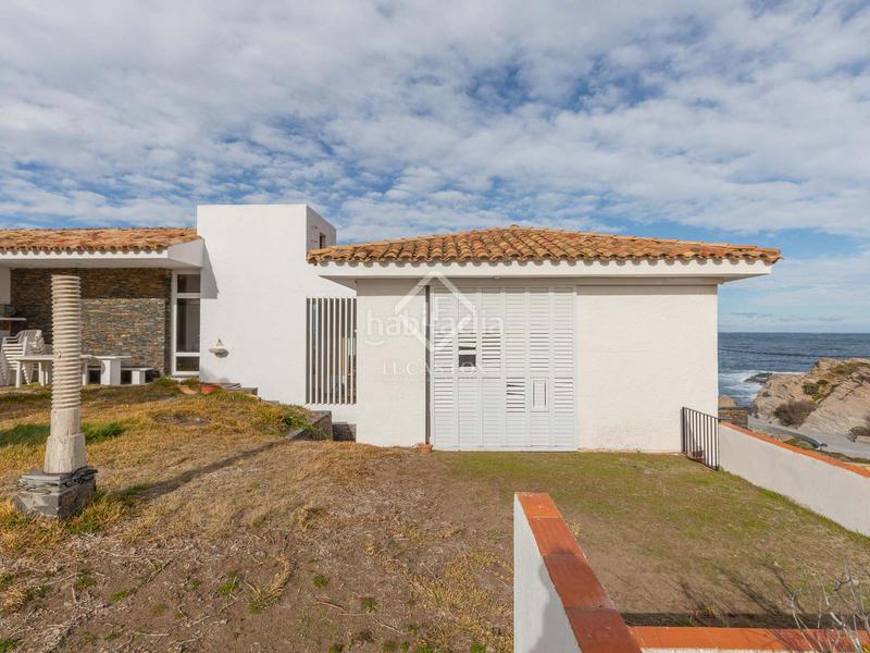 Foto 25e3aabf-b1a9-4fd1-958b-fd9d2eff3ef1. Xalet amb calefacció aparcament piscina a Port de la Selva (El)