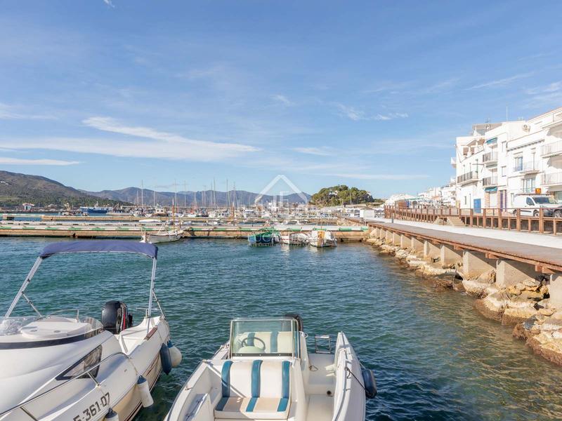 Foto 400e5dea-6225-4c69-9798-3ee25cc18f39. Xalet amb calefacció aparcament piscina a Port de la Selva (El)