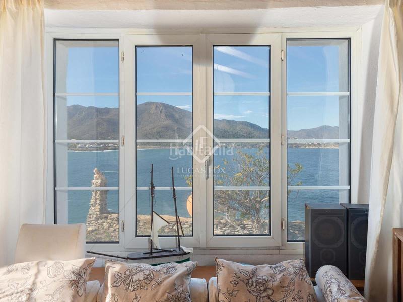 Foto 42e01799-b80c-4496-94cb-10fe8e1457e9. Xalet amb calefacció aparcament piscina a Port de la Selva (El)