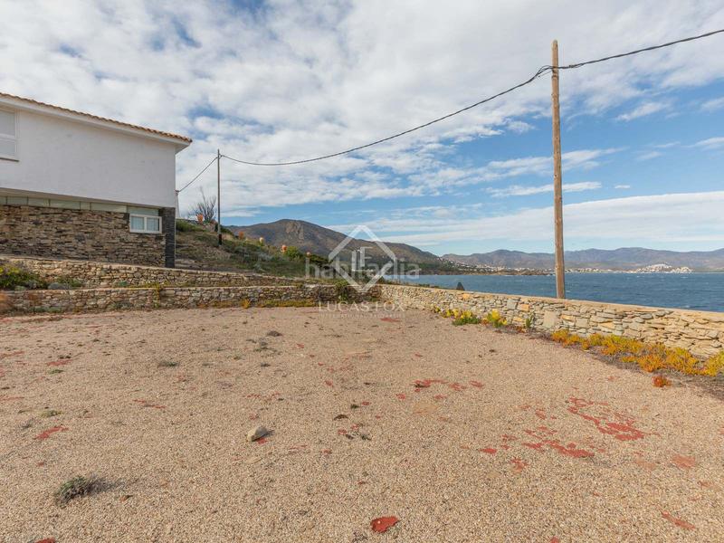 Foto 5e507ac7-c86f-480b-a15b-be4ef46cea48. Xalet amb calefacció aparcament piscina a Port de la Selva (El)