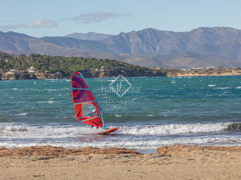 Foto 68b6260d-16a2-4137-8cef-10a2c172e7c8. Xalet amb calefacció aparcament piscina a Port de la Selva (El)