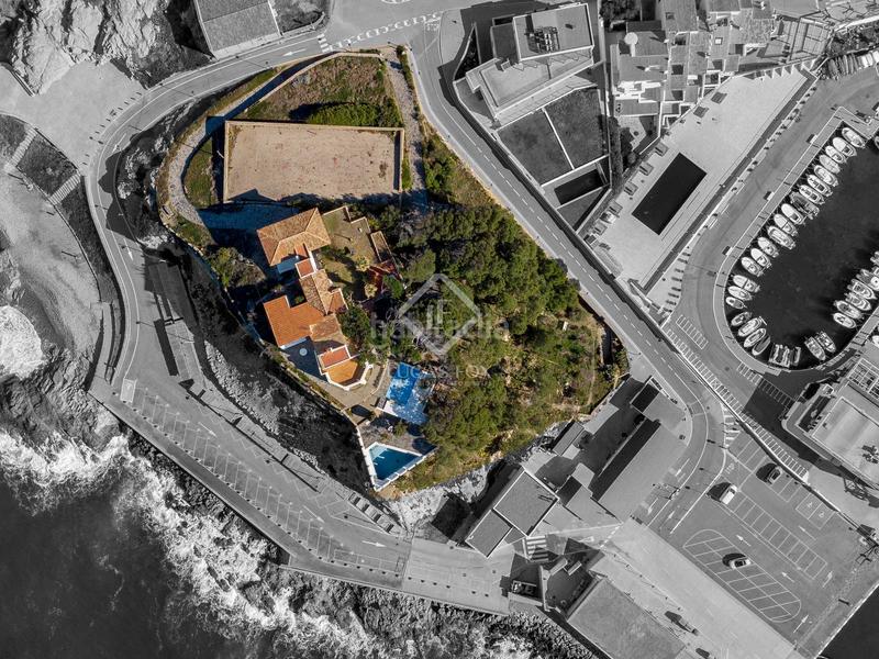 Foto 6b4128db-1a00-49fb-8ec7-9b3b9b7ec60a. Xalet amb calefacció aparcament piscina a Port de la Selva (El)