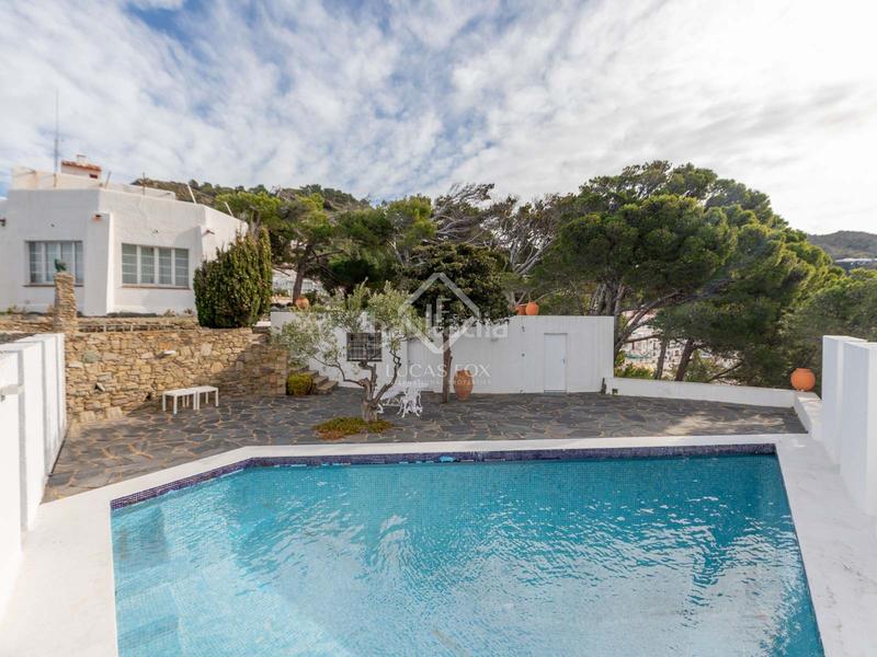 Foto b0043a40-d246-44fc-b832-22a4fcc2e744. Xalet amb calefacció aparcament piscina a Port de la Selva (El)