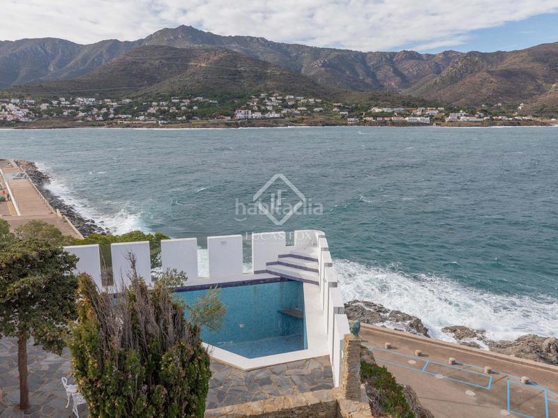 Foto b337a3ab-eaec-4683-b9d8-27cca992bde9. Xalet amb calefacció aparcament piscina a Port de la Selva (El)