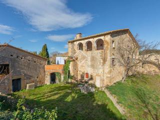 Masia a Vilaür. Masía original del siglo xiii para rehabilitar en alt empordà, g