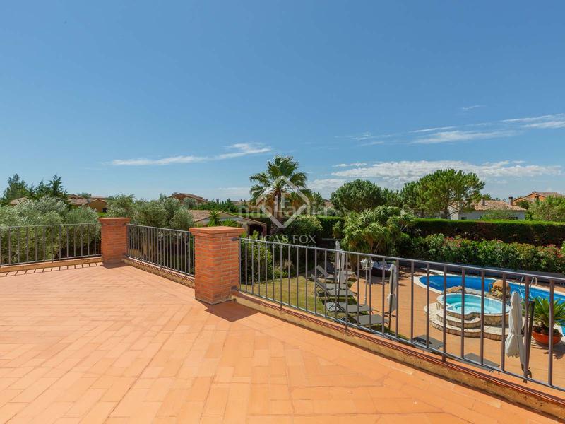 Foto f064329d-c112-4060-bfaf-206176f5eed9. Chalet mit heizung pool in Peralada