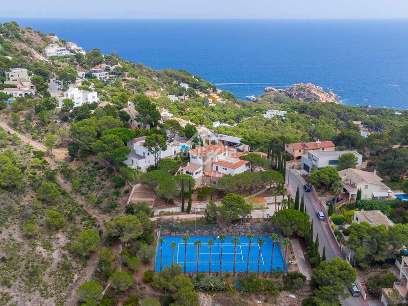 Foto 9bd0d18c-a0f3-474e-ae12-e54d2b28527e. Xalet amb calefacció aparcament piscina a Fornells-Aiguablava Begur