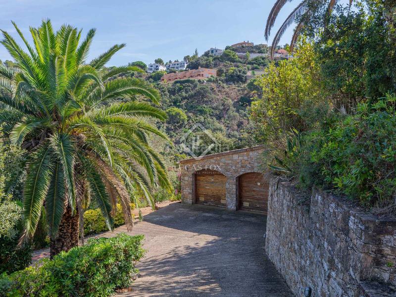 Foto 01684be3-adf9-47e4-8b9d-19da62c6c20a. Chalet exclusiva villa de 10 dormitorios con estupendas vistas al mar, en venta en sa riera en Begur