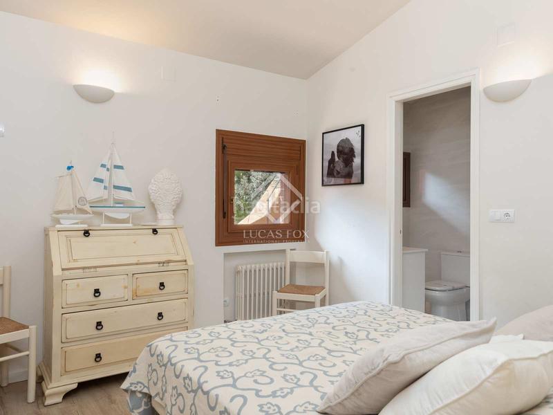 Foto e2d515c8-6ab4-4dd0-8271-2df1d2a98f67. Chalet exclusiva villa de 10 dormitorios con estupendas vistas al mar, en venta en sa riera en Begur