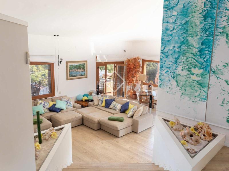 Foto e8fc4ac5-1b8a-408c-813d-d3f3cfdea7b5. Chalet exclusiva villa de 10 dormitorios con estupendas vistas al mar, en venta en sa riera en Begur