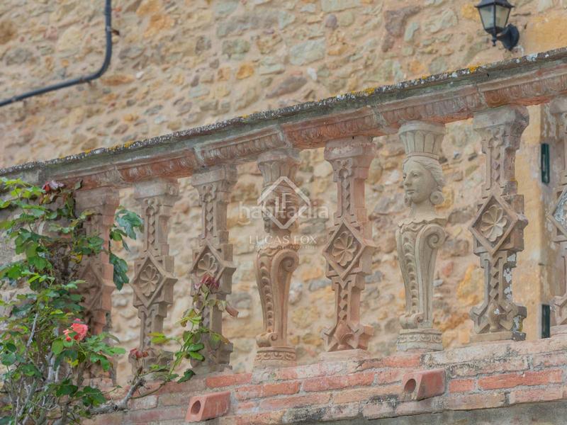 Foto 2ebc0da0-c015-414f-9f26-b47ce968ab00. Masia amb calefacció aparcament a Forallac