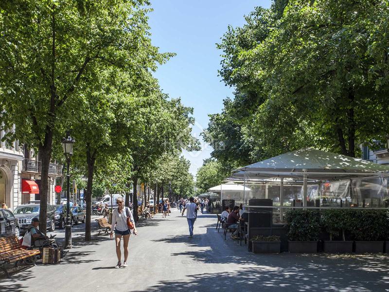 Foto dfcaec4a-1cbd-4ccb-a37d-4d051bb1fdb8. Lloguer pis amb calefacció piscina a Dreta de l´Eixample Barcelona
