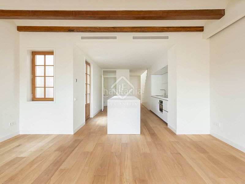 Foto e84994db-e573-4999-95cf-d83f89f519b1. Piso  de obra nueva de 2 dormitorios con terraza de 62 m en venta en el eixample derecho en Barcelona