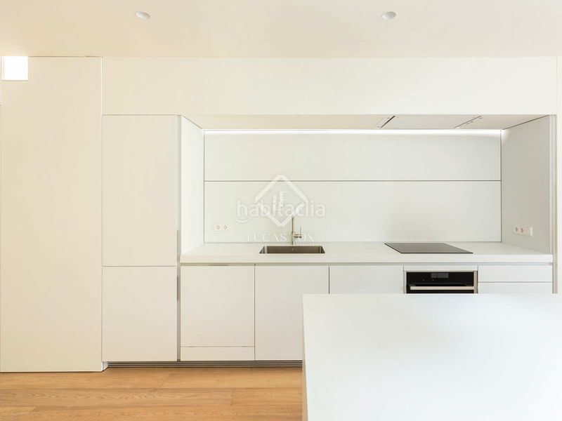 Foto eefcf84d-4f93-4555-ad90-0c5b9ecc5c1b. Piso  de obra nueva de 2 dormitorios con terraza de 62 m en venta en el eixample derecho en Barcelona