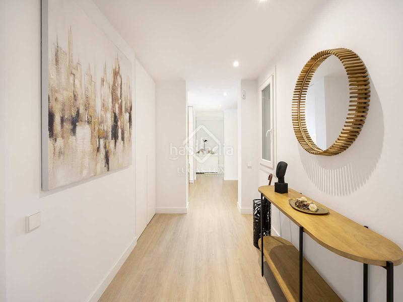Foto 16c120b8-43b5-4f02-9bad-2213522ff028. Piso  renovado de 3 dormitorios en venta en el eixample derecho, en Barcelona
