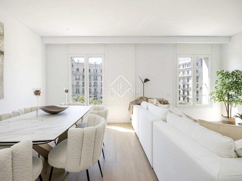 Foto 1f1443d1-3292-43d3-818c-da64cff7e959. Piso  renovado de 3 dormitorios en venta en el eixample derecho, en Barcelona