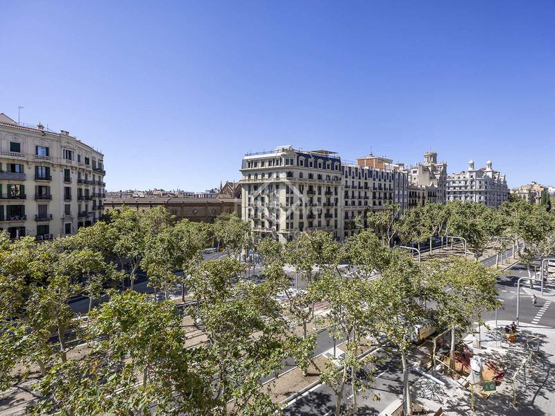 Foto 8d39d8cb-d8b3-46a5-b988-c119aafec800. Piso  renovado de 3 dormitorios en venta en el eixample derecho, en Barcelona
