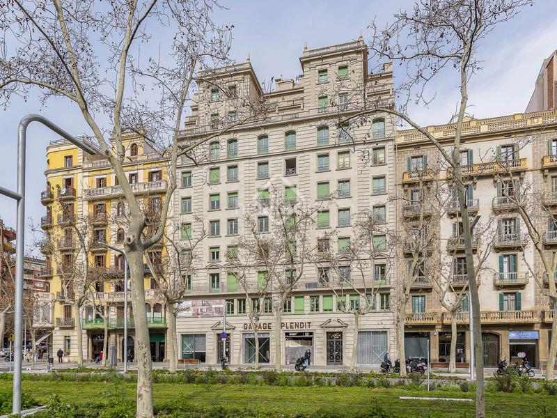 Foto ec168995-11a8-4493-ba0e-03ca69a53849. Piso  renovado de 3 dormitorios en venta en el eixample derecho, en Barcelona