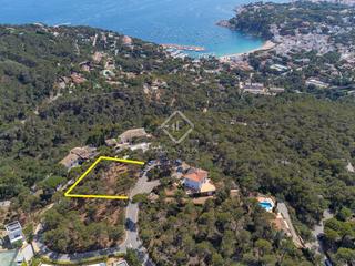 Finca rústica a Llafranc. Fantástica parcela de 1.530 m con vistas al mar en venta en la z