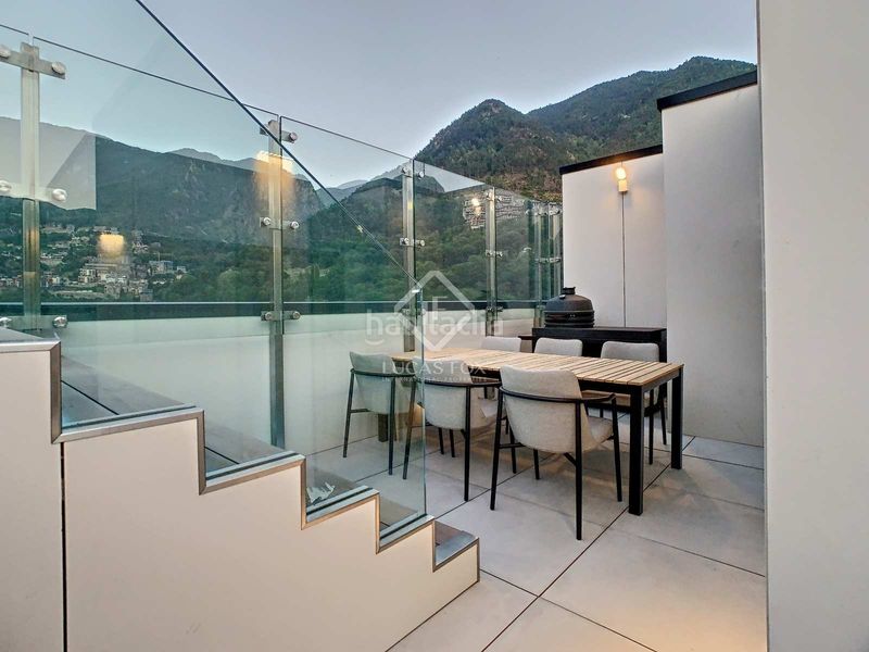 Foto a0ec2280-35a8-4dd0-80bd-9034700d0823. Àtic amb calefacció aparcament piscina a Ciudad Universitaria Madrid