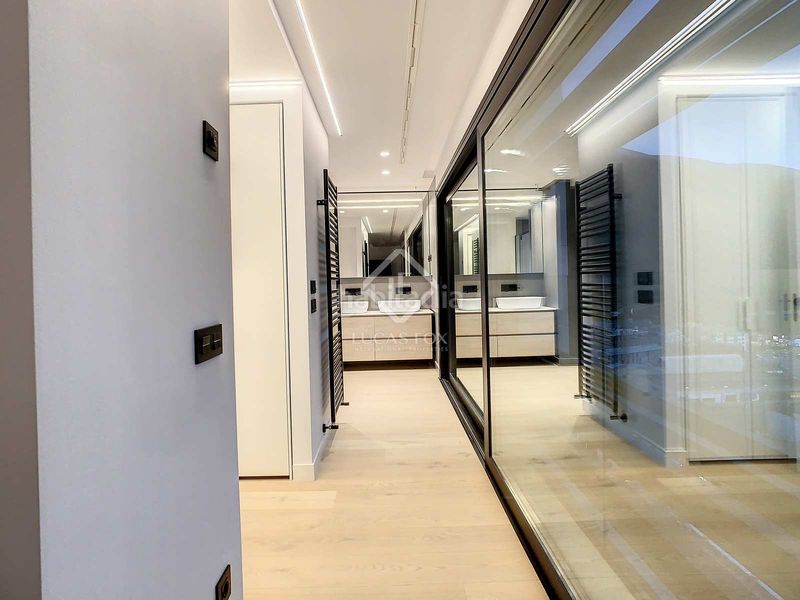 Foto b239fb7e-8a2f-42ba-a8ba-ab541993fb0b. Àtic amb calefacció aparcament piscina a Ciudad Universitaria Madrid