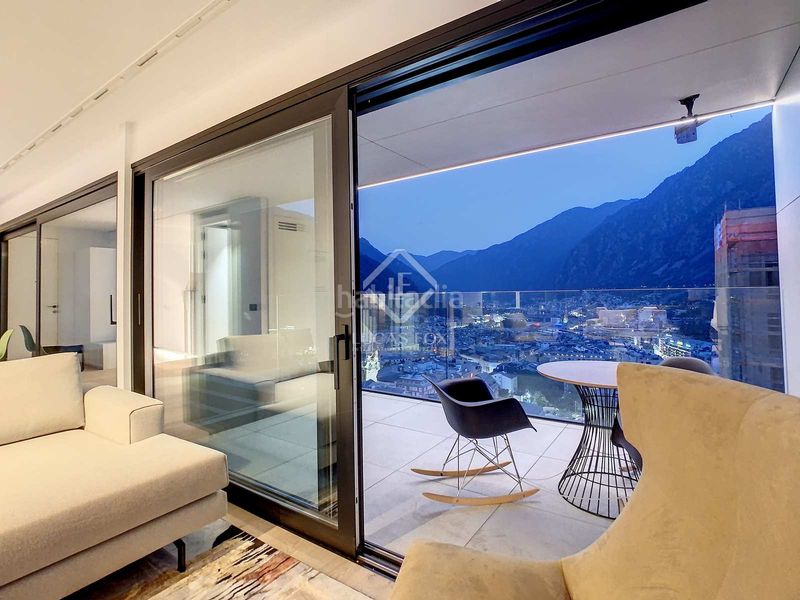 Foto ccb5930a-b92f-4f5e-8f30-5afd545e94c5. Àtic amb calefacció aparcament piscina a Ciudad Universitaria Madrid