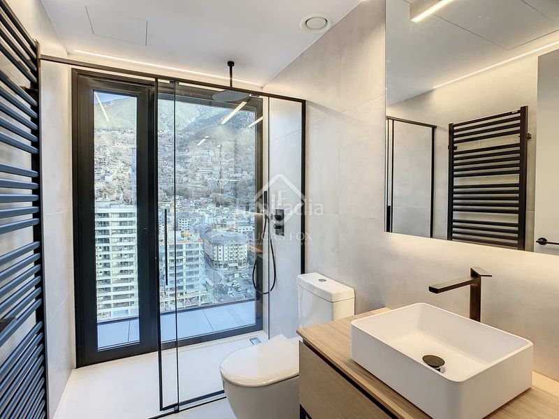 Foto dce3859f-6b10-4fda-a660-4a084b5bd37b. Àtic amb calefacció aparcament piscina a Ciudad Universitaria Madrid