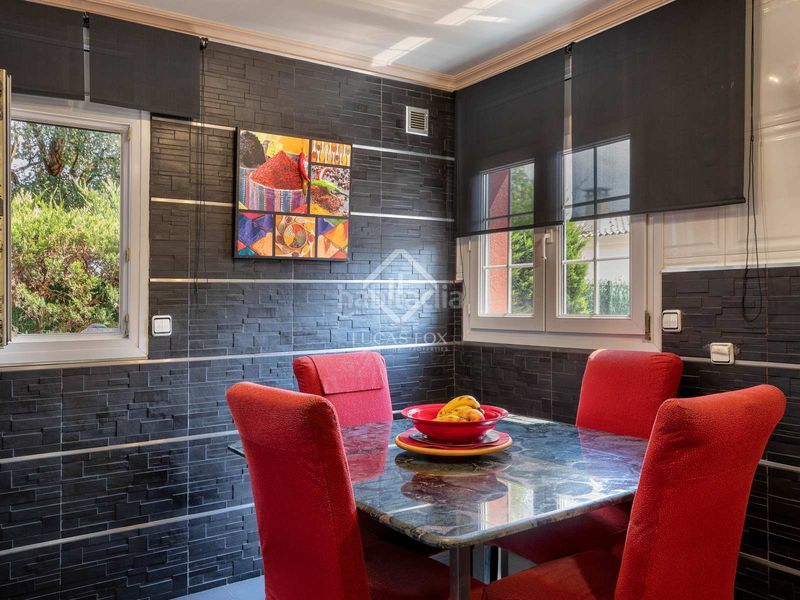 Foto 8a06ea37-32f7-4c2f-ad51-d1453ecaa8a2. Xalet amb aparcament piscina a Palau Girona