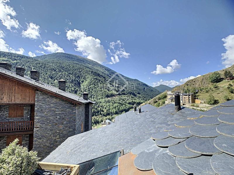 Foto ecff3209-0f7f-4943-95bc-6da003f7af7d. Xalet amb calefacció aparcament a L´Aldosa-Ransol Canillo