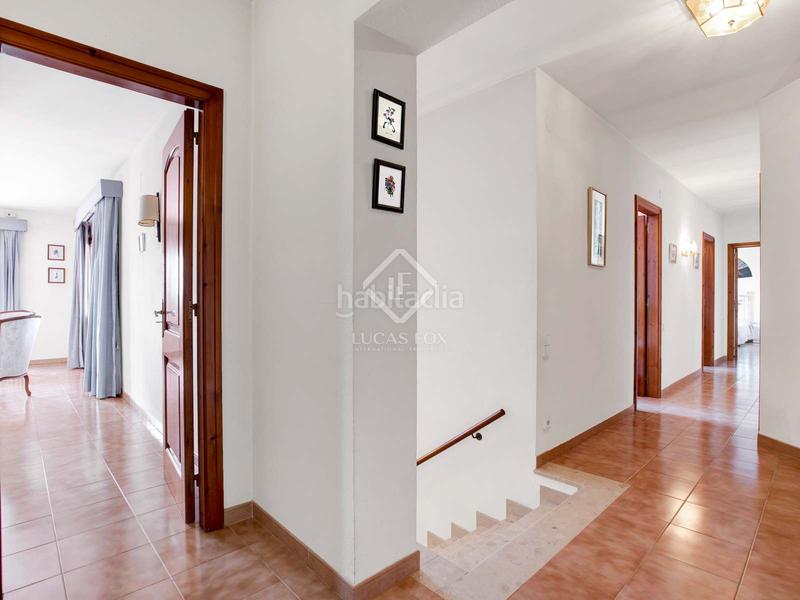 Foto 2cdcc44a-841d-45d0-a942-09cfb96641a7. Chalet villa de estilo español de 5 dormitorios sobre una amplia parcela con vistas a mar y montaña en venta en Sant Cebrià de Vallalta
