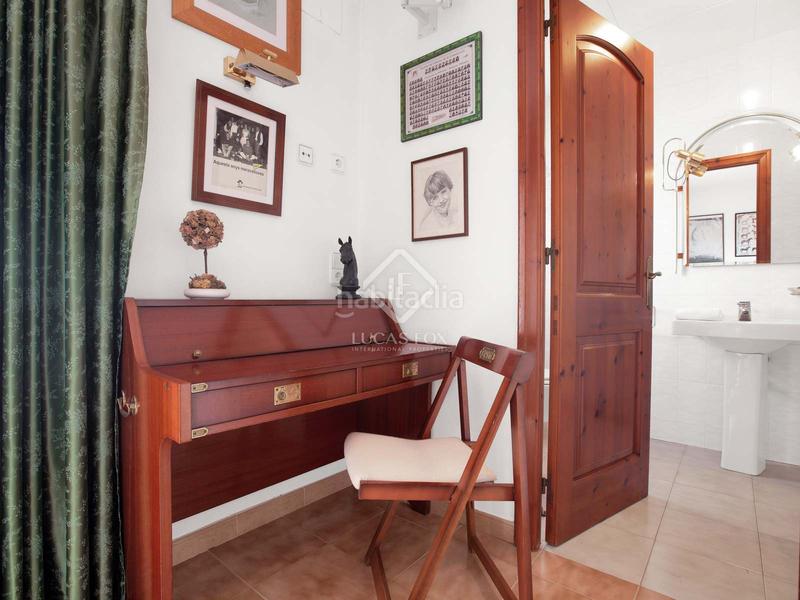 Foto e723f407-8d6b-4b55-9359-13ebeb1304b8. Chalet villa de estilo español de 5 dormitorios sobre una amplia parcela con vistas a mar y montaña en venta en Sant Cebrià de Vallalta