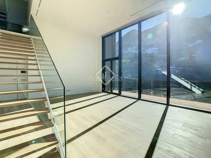 Foto 28fb4964-bb95-40be-9cd3-4c8312968438. Attico con riscaldamento parcheggio piscina in Els Vilars d´Engordany Escaldes-Engordany