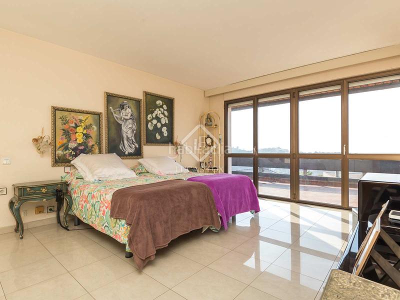 Foto 5ac4dc2c-1d68-494d-9db7-b7f6c2c2861b. Xalet amb aparcament piscina a La Plana-Bellsoleig Sant Just Desvern