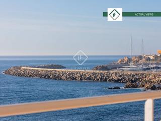 Chalet à La Fosca - Cala Margarida. Encantadora casa en primera línea en venta en cala margarida