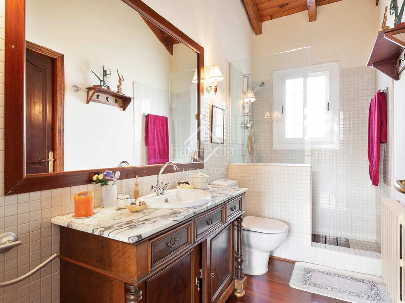 Foto 2258f181-821a-4ee8-9e6a-3d8c2ca12b52. Chalet avec chauffage parking piscine dans Mira-sol Sant Cugat del Vallès