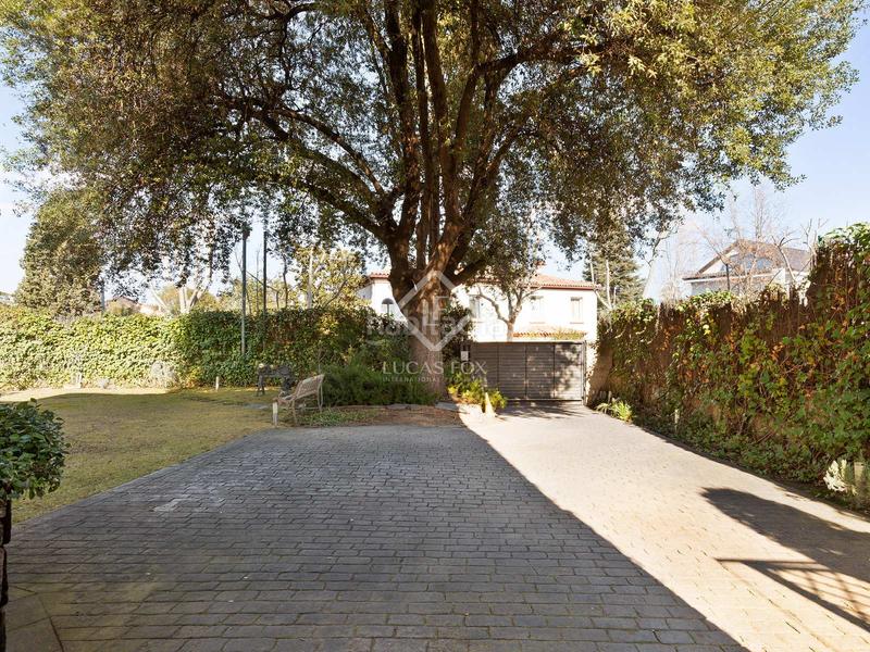 Foto 2a885b3e-d087-4fc6-b10b-23cc35c38c56. Chalet avec chauffage parking piscine dans Mira-sol Sant Cugat del Vallès