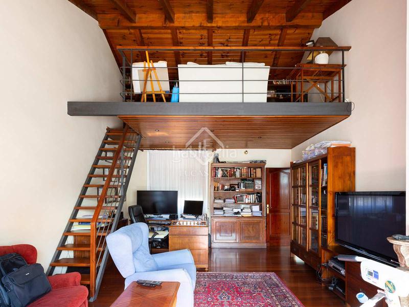 Foto 33df7bee-3628-4ea9-8840-cbd6d3879836. Chalet avec chauffage parking piscine dans Mira-sol Sant Cugat del Vallès