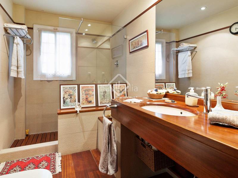 Foto 414c605f-db8c-42b6-bef9-cd63c735895c. Chalet avec chauffage parking piscine dans Mira-sol Sant Cugat del Vallès