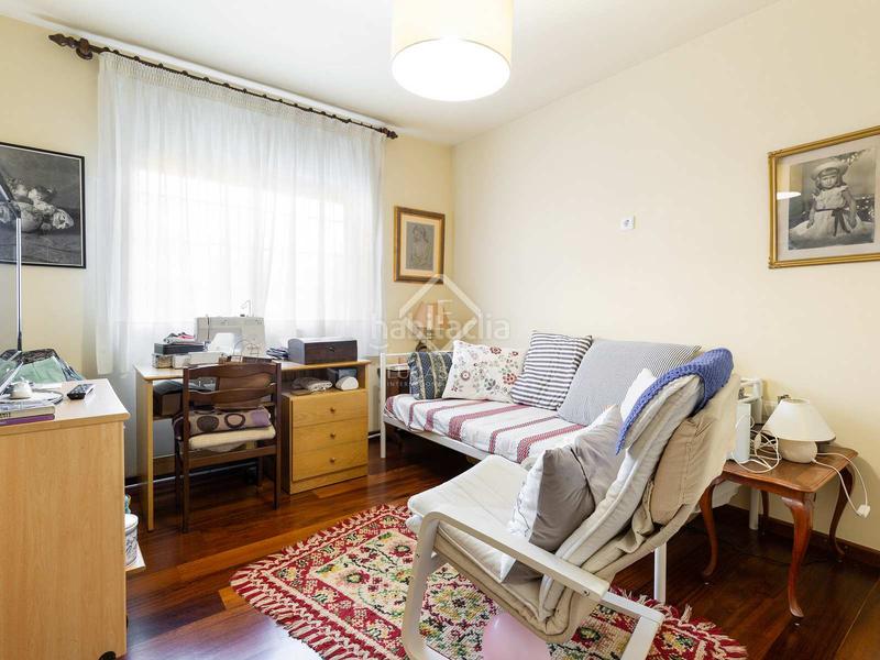 Foto 5b321fe6-44d6-4d48-9559-53977e33eefc. Chalet avec chauffage parking piscine dans Mira-sol Sant Cugat del Vallès