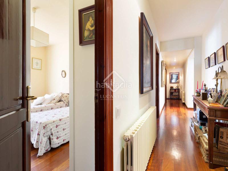 Foto b938886c-15bc-4fd8-af1e-4cf32e986205. Chalet avec chauffage parking piscine dans Mira-sol Sant Cugat del Vallès