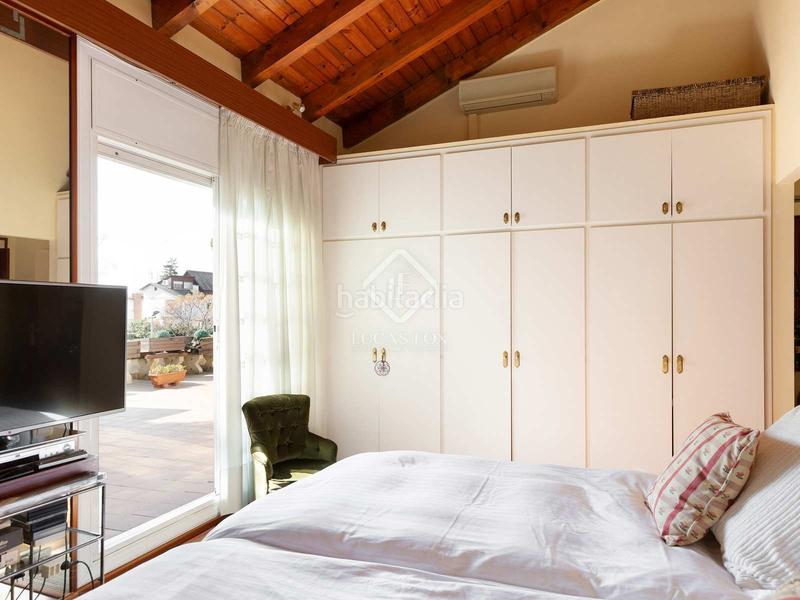 Foto ec108ce6-65bd-49ad-864a-c5f86820f259. Chalet avec chauffage parking piscine dans Mira-sol Sant Cugat del Vallès