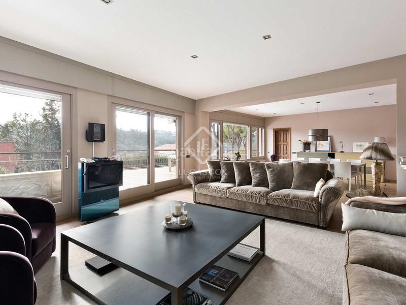 Foto 17931c5b-e836-4a49-87a4-bca5ddfb4740. Chalet magnífica casa con vistas en venta en Valldoreix en Sant Cugat del Vallès