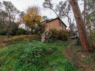 Xalet a La Floresta. Parcela de 5.224 m en venta en la floresta, sant cugat, barcelon