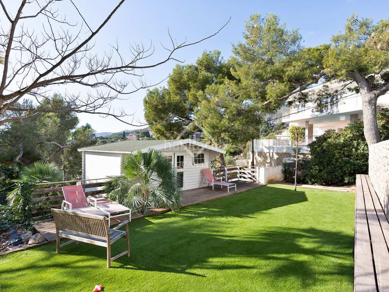 Foto e9b86bed-90c9-486e-8e19-d8731622cc80. Xalet amb aparcament piscina a Bellamar Castelldefels