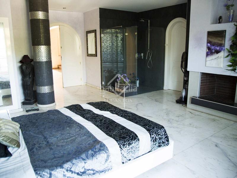 Foto 123ed58a-cd72-4cb0-9612-01359f3880d1. Chalet casa de lujo de 6 dormitorios con piscina en venta mar en Gavà