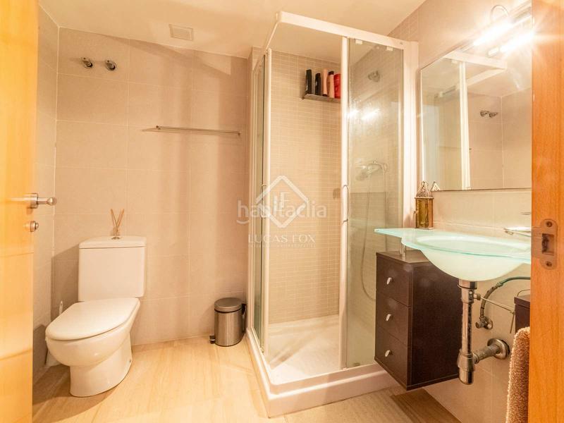 Foto 033639e7-eda2-486c-9216-9644dd3bed23. Chalet magnífica casa con vistas excepcionales en venta en botigues en Sitges