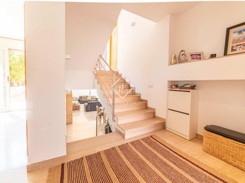 Foto 4d090c70-6411-4d88-9860-0c96476019d3. Chalet magnífica casa con vistas excepcionales en venta en botigues en Sitges