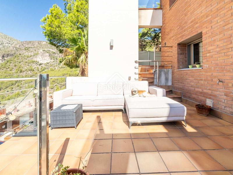 Foto 768fb724-5689-4636-8fda-1834a5138ae9. Chalet magnífica casa con vistas excepcionales en venta en botigues en Sitges