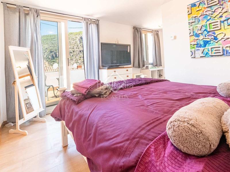Foto 7bdfbfbc-89a7-4b93-98b4-a09a92854ed4. Chalet magnífica casa con vistas excepcionales en venta en botigues en Sitges